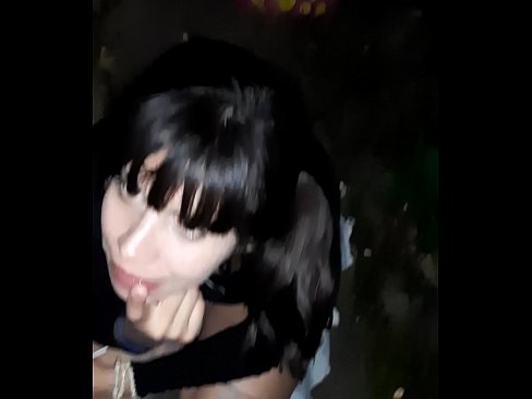 ❤️ Pe stradă penisul umflat în schimbul unor bomboane ❤️❌  at ro.pornburst.ru ❤
