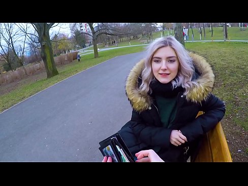 ❤️ Înghite sperma fierbinte a unui străin pentru bani - muie în parc de Eva Elfie ❤️❌  at ro.pornburst.ru ❤